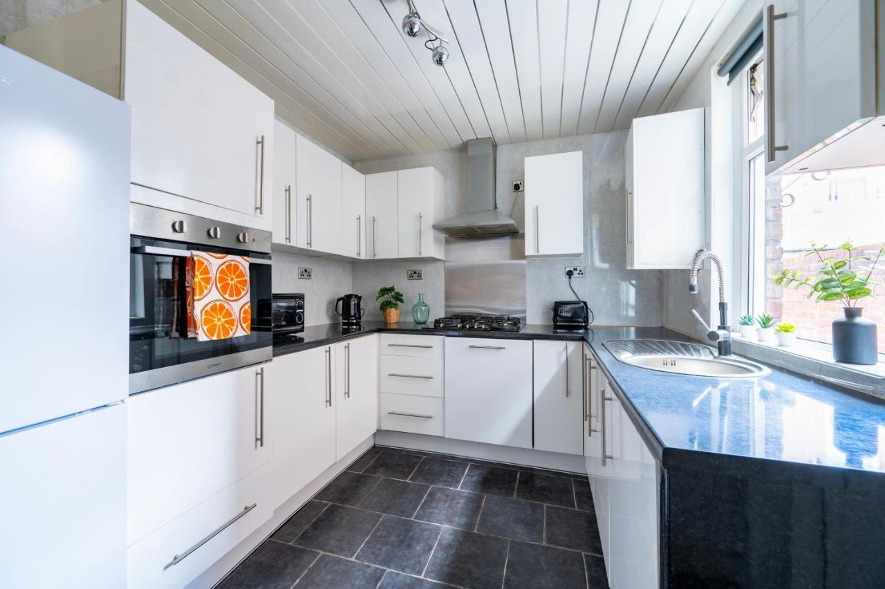 Luxury Liverpool Accommodation Exterior photo
