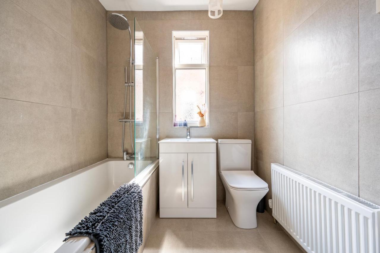 Luxury Liverpool Accommodation Exterior photo