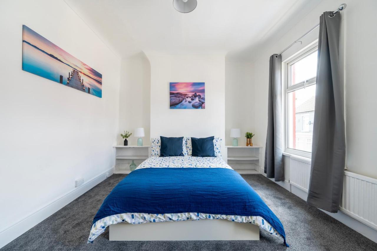 Luxury Liverpool Accommodation Exterior photo